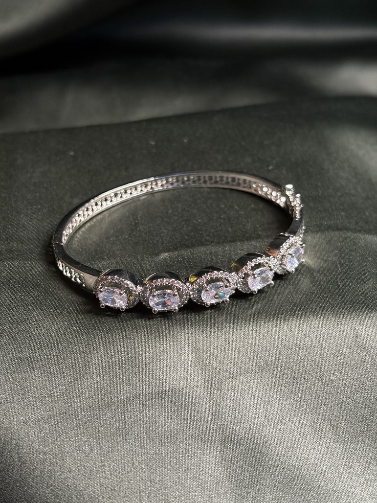 Bracelet & Bangle BR006