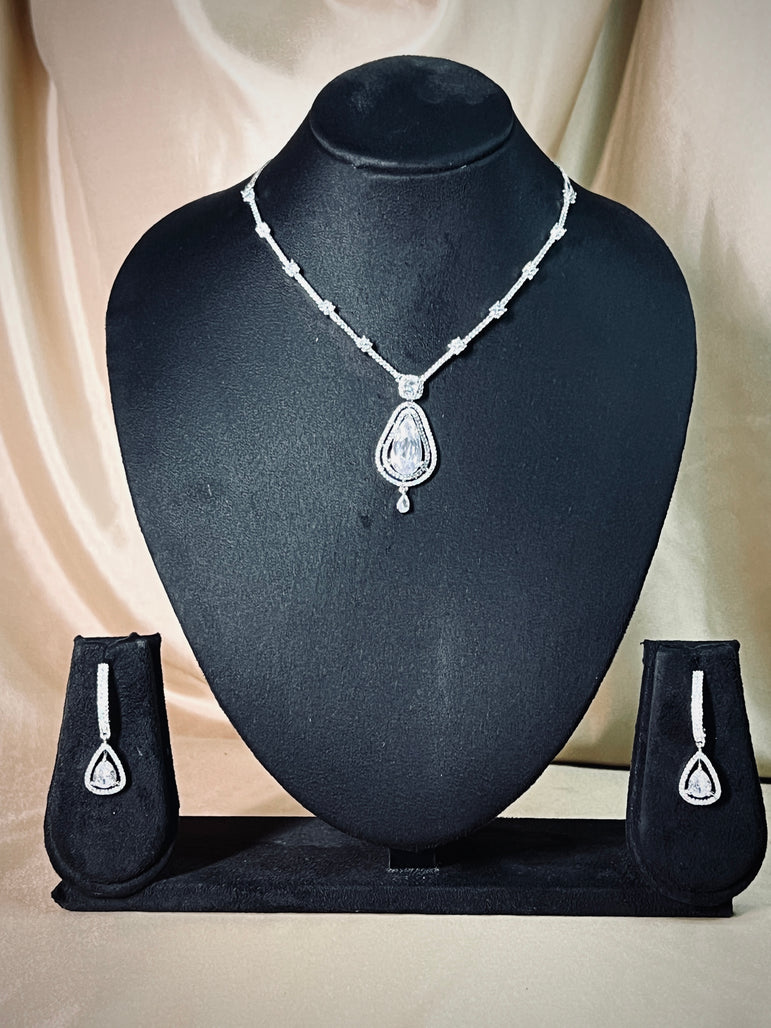 Necklace N0051