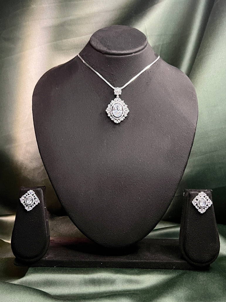 Pendant With Chain And Earring Set P0015