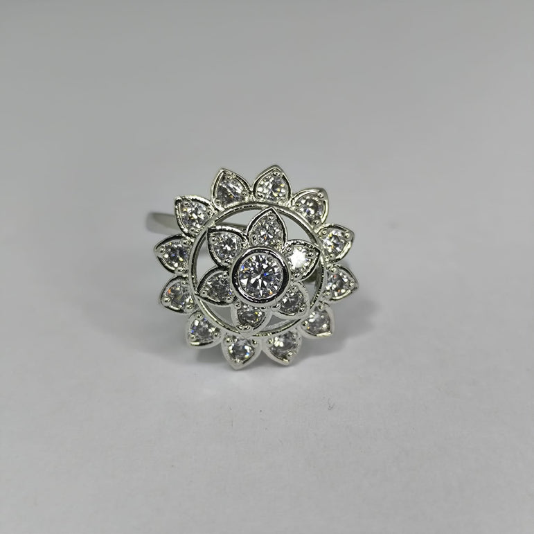 Ring 003 White