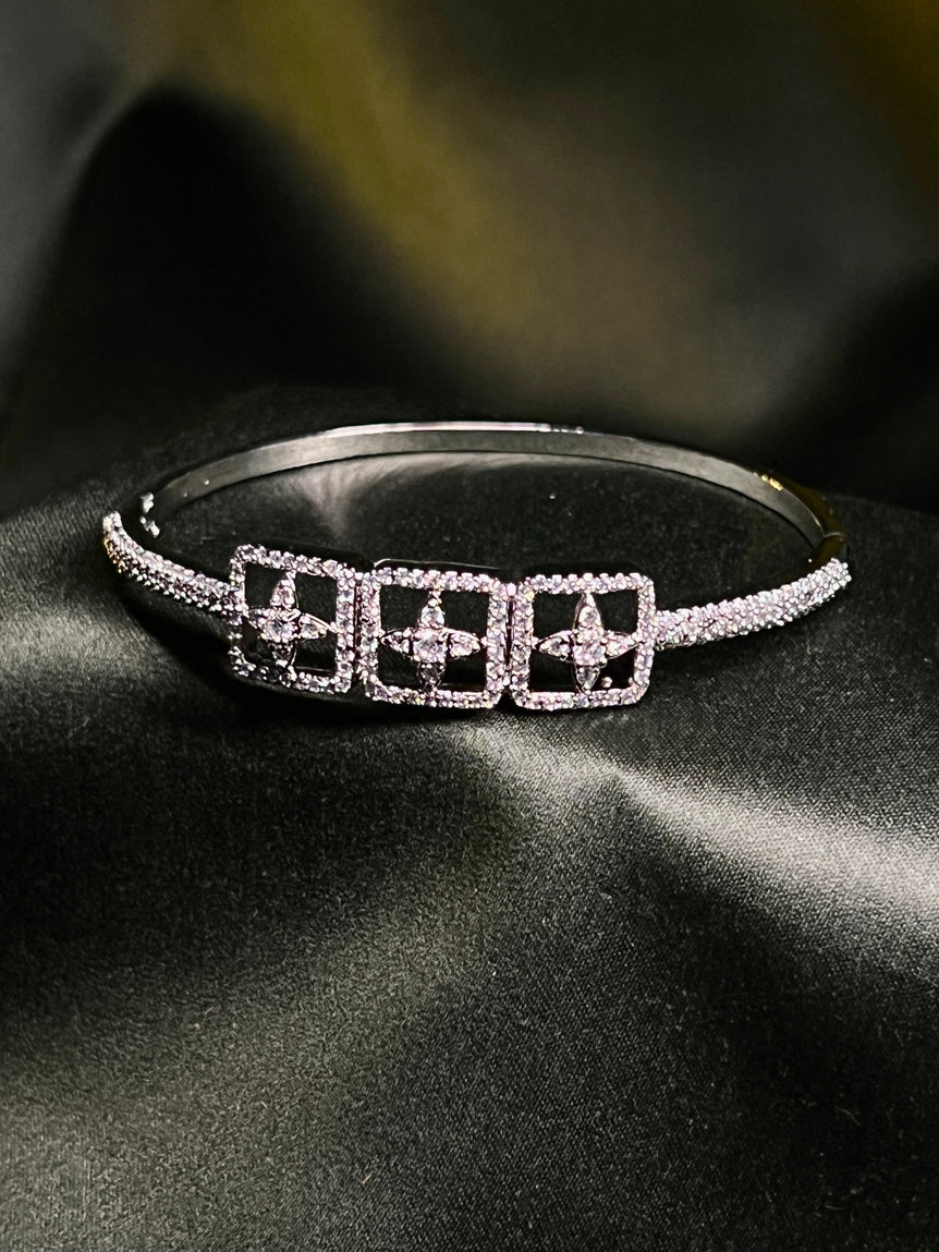 Bracelet & Bangle BR0023
