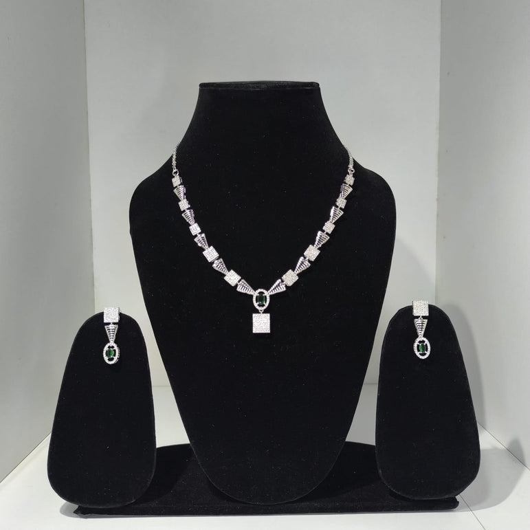 Necklace 003 Green