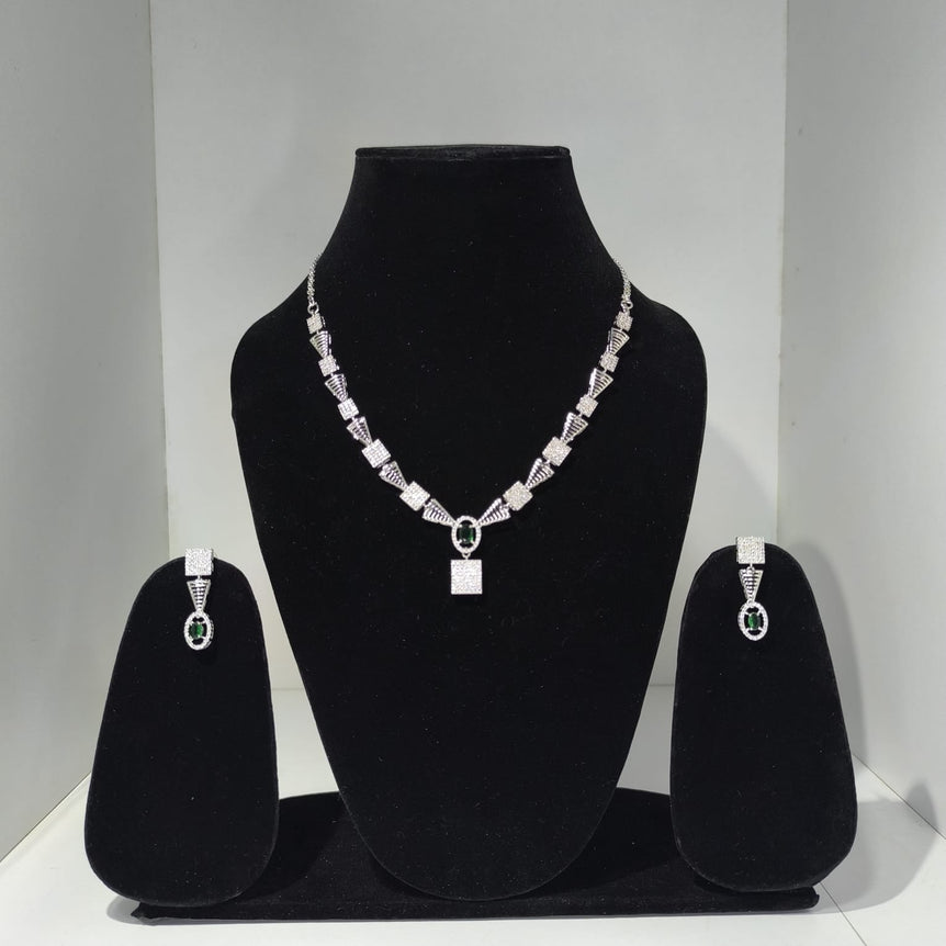 Necklace 003 Green