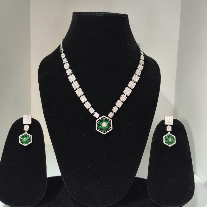 Necklace 005 Green