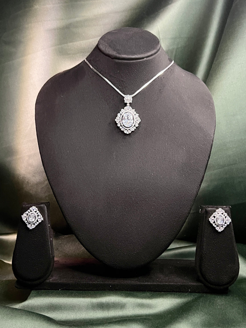 Pendant With Chain And Earring Set P0015
