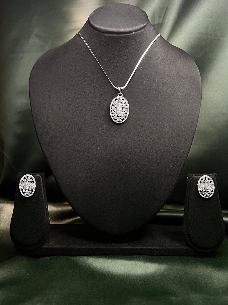Pendant With Chain And Earring Set P0018