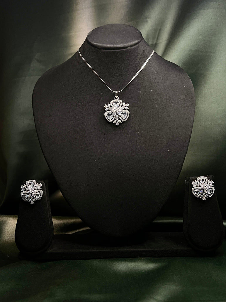 Pendant With Chain And Earring Set P0023