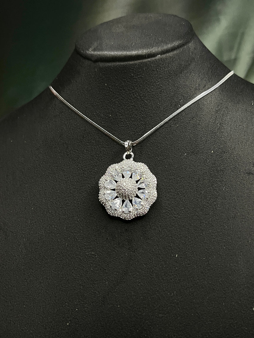Pendant With Chain And Earring Set P0026
