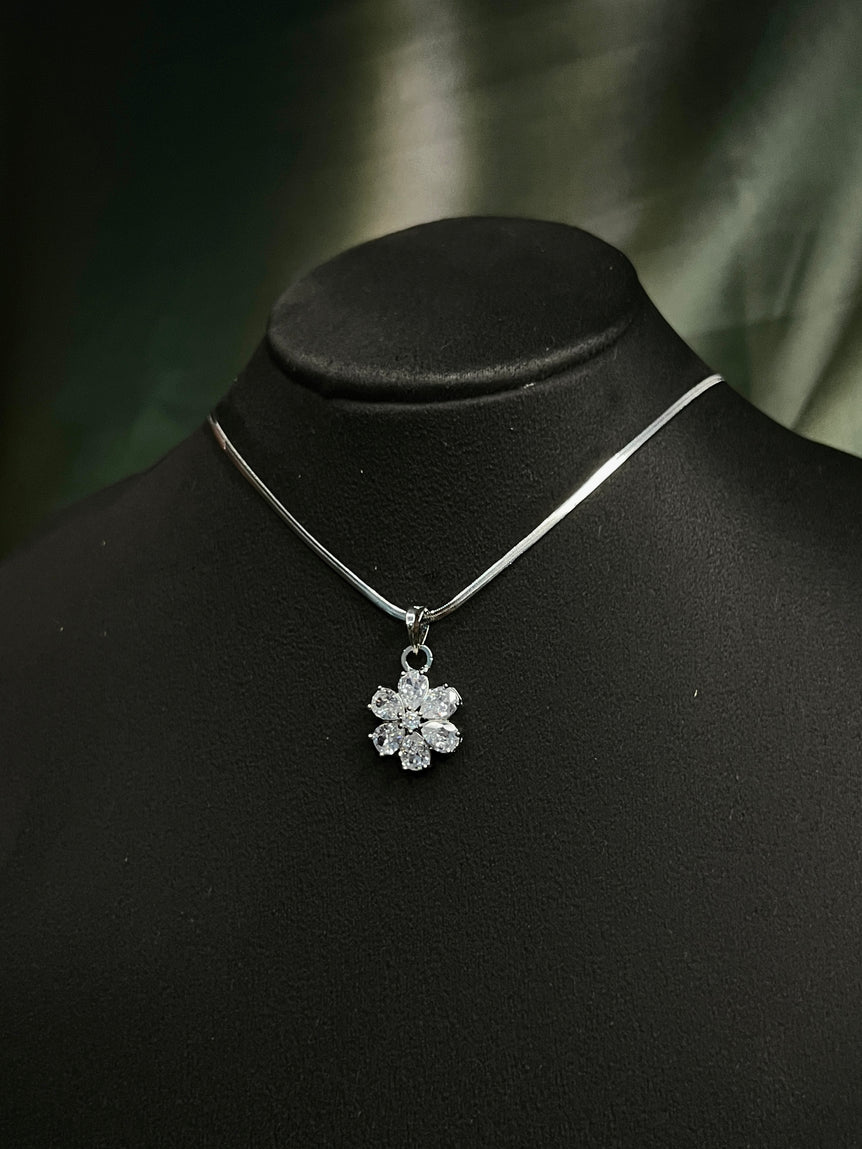 Pendant With Chain And Earring Set P0028
