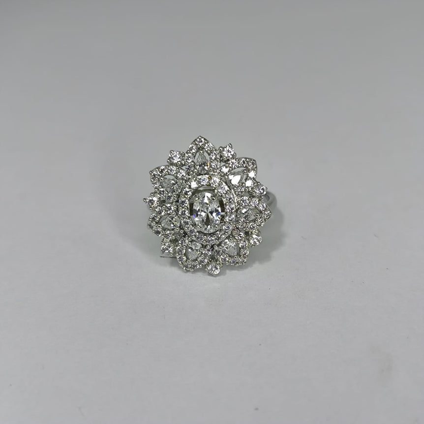 Ring 002 White