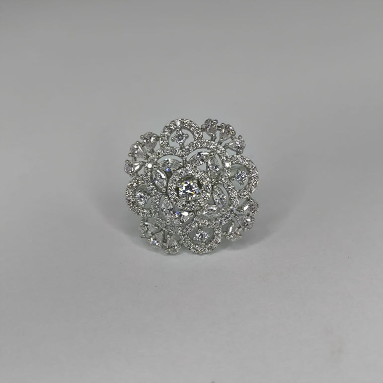Ring 004 White