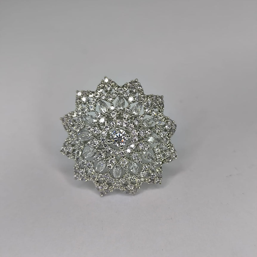 Ring 008 White